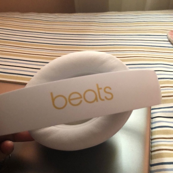 Beats - Picture 2 of 2